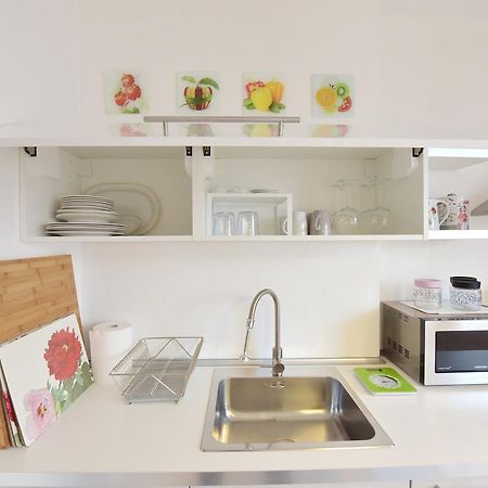 Stella Marina Apartment Quartu SantʼElena Екстериор снимка