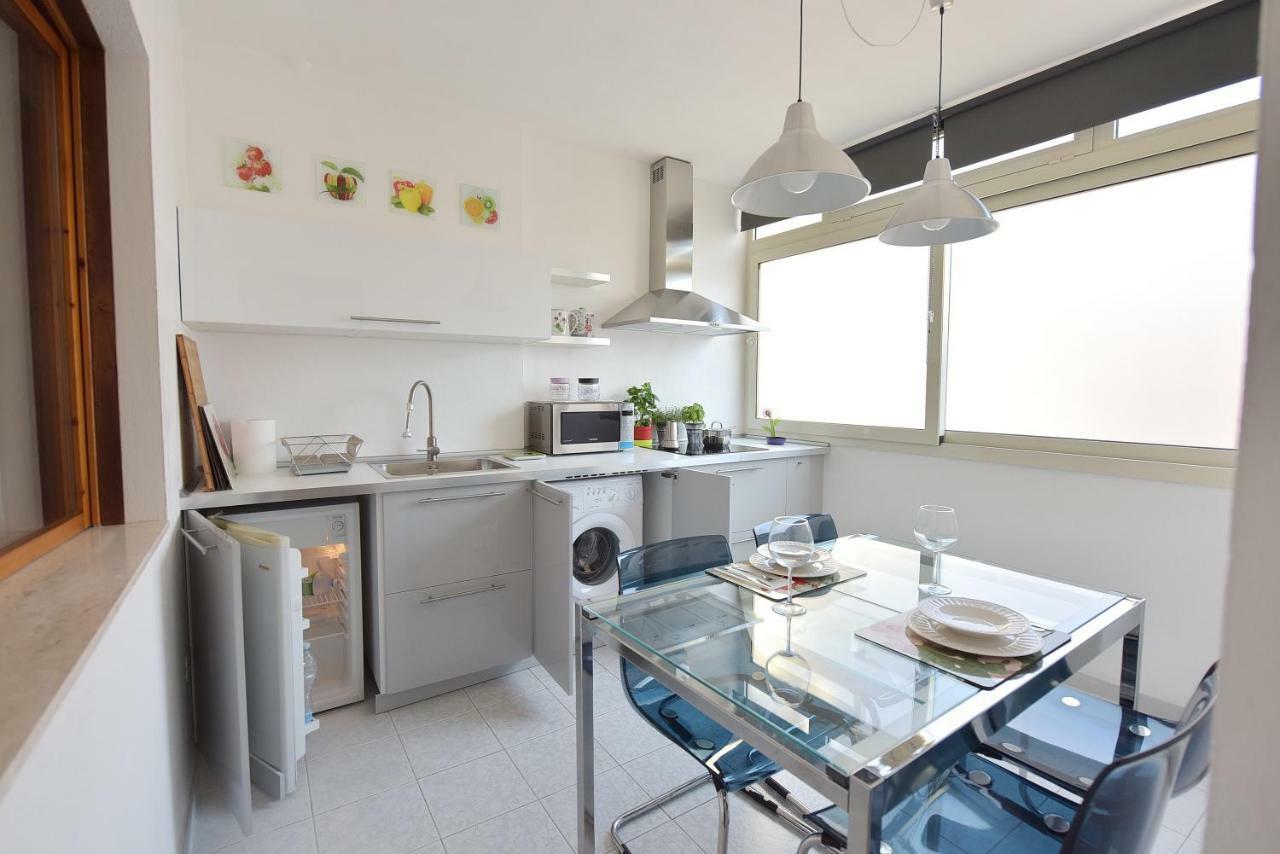 Stella Marina Apartment Quartu SantʼElena Екстериор снимка