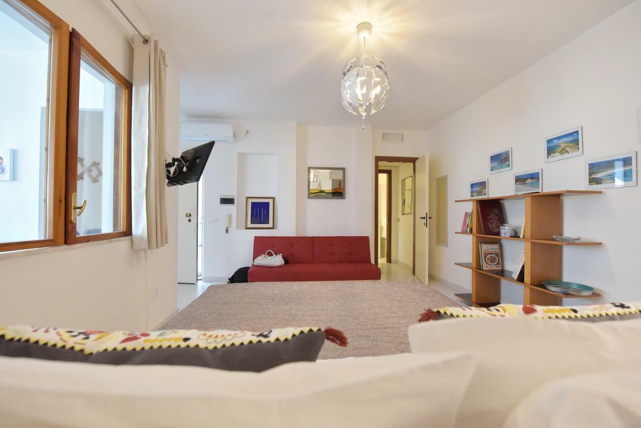 Stella Marina Apartment Quartu SantʼElena Екстериор снимка
